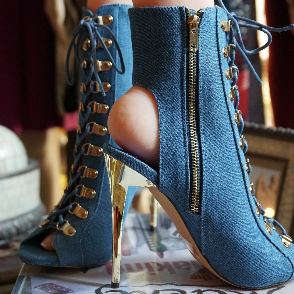 Miss L by LiLianna Lace up Denim Zippered Sz 7.5